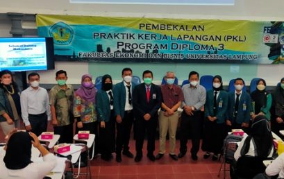 KEGIATAN PEMBEKALAN PRAKTIK KERJA LAPANGAN JANUARI 2022