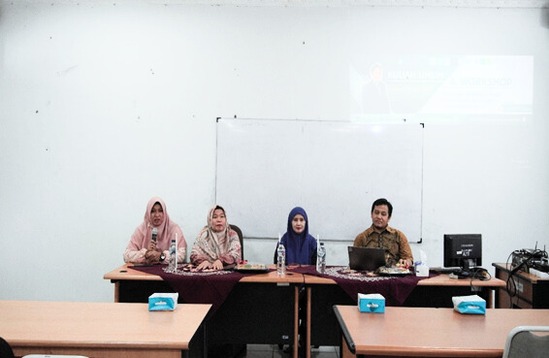 Kuliah Umum D III Akuntansi FEB Unila: Mengenal AI Sebagai Mitra Menyusun Laporan Akhir